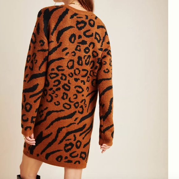 ⭐️ Rilke Leopard Cheetah Cat Chic Glam Girly Winter Classy Tunic Sweater Dress - Picture 2 of 9
